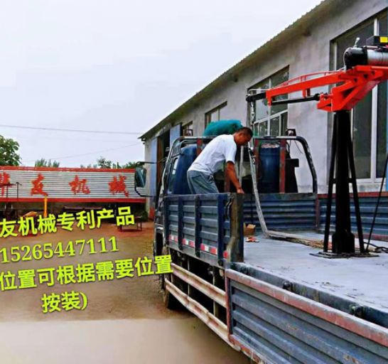 點(diǎn)擊查看詳細(xì)信息<br>標(biāo)題：車(chē)載小吊機(jī)  液壓小吊機(jī) 閱讀次數(shù)：3000